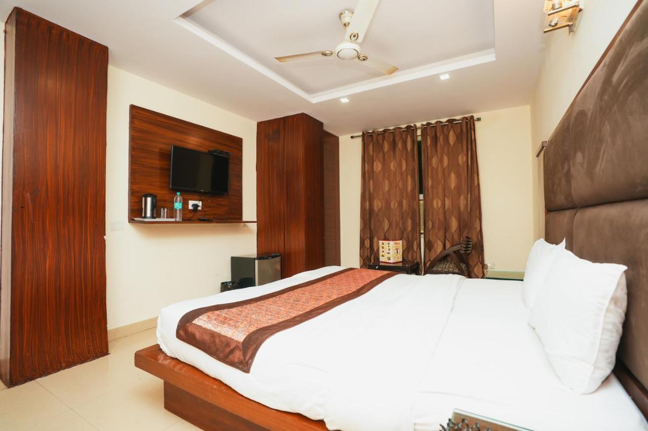 Hotel High 5 Land Delhi  Eksteriør billede