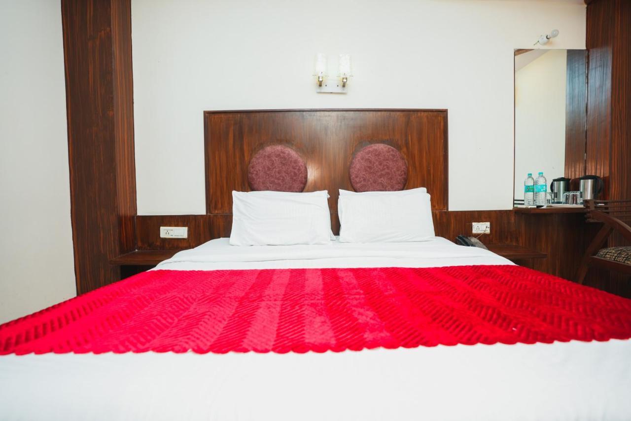 Hotel High 5 Land Delhi  Eksteriør billede